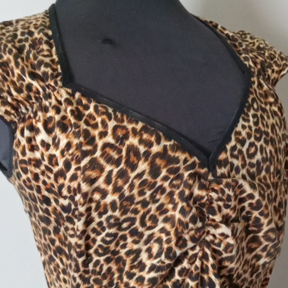 For the Vixen !Pinup Couture leopard print Heidi dress size small - Picture 3 of 6